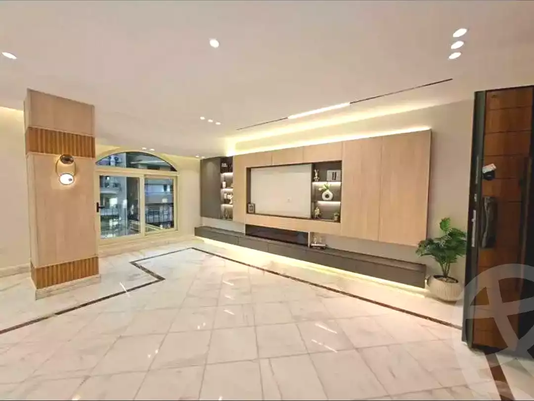 https://aqarmap.com.eg/ar/listing/6705622-for-sale-cairo-dokki-mohey-el-din-abo-el-ezz