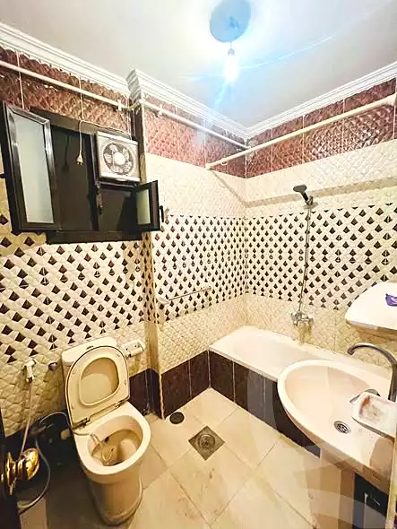 https://aqarmap.com.eg/ar/listing/6705667-for-rent-alexandria-lsywf