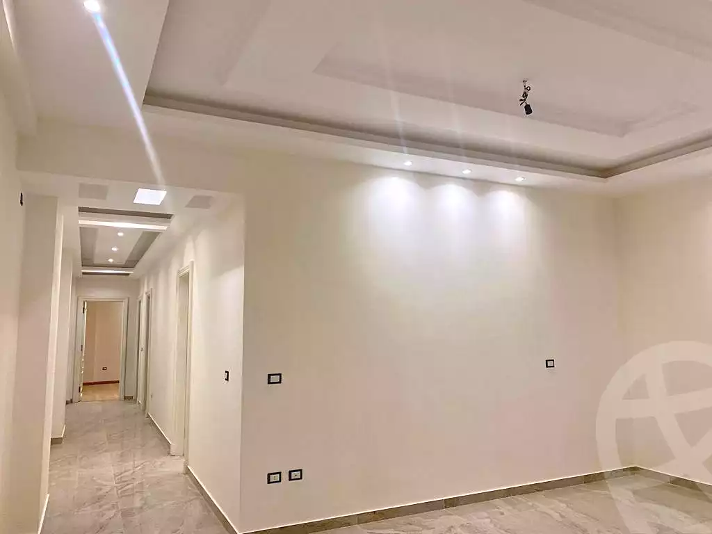 https://aqarmap.com.eg/ar/listing/6700298-for-sale-alexandria-sporting-abou-quer-st