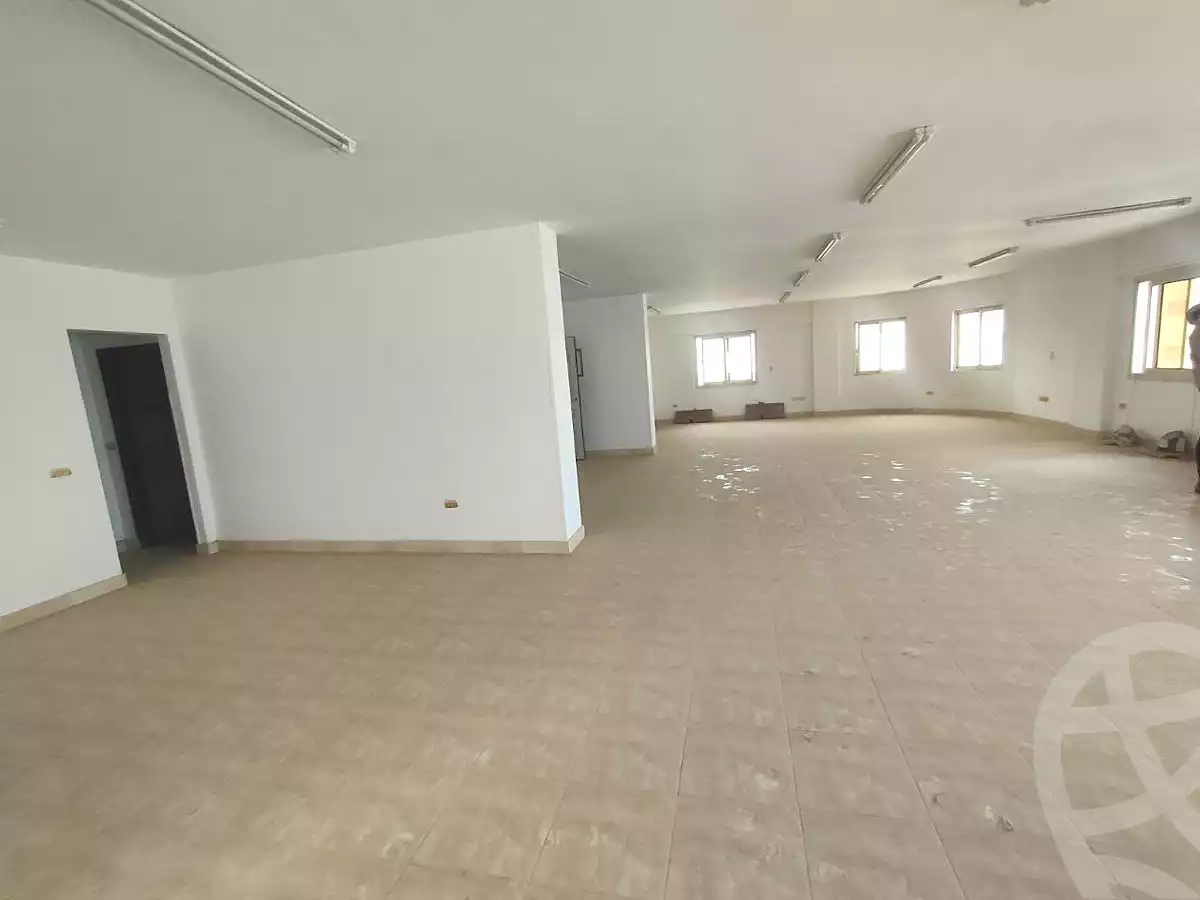 https://aqarmap.com.eg/ar/listing/6706707-for-rent-cairo-new-cairo-el-maantiqah-el-sinaiyyah