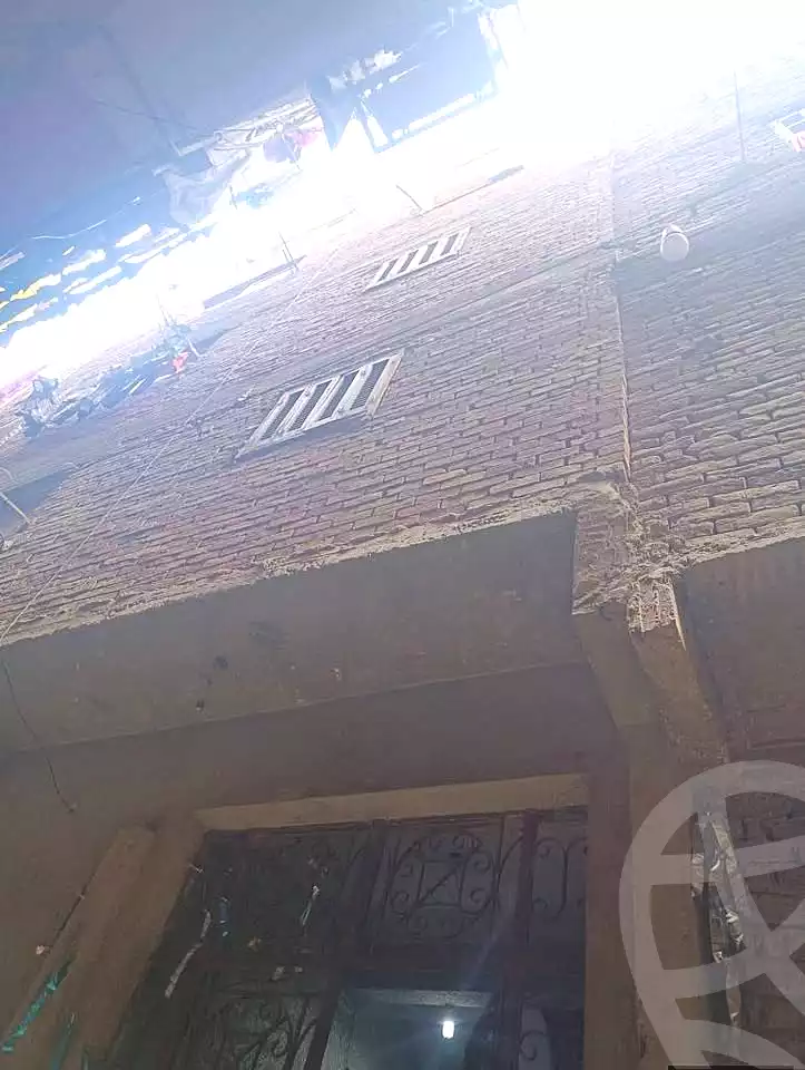 https://aqarmap.com.eg/ar/listing/6706821-for-sale-cairo-ain-shams-ain-shams-el-sharkia-el-zahraa-st