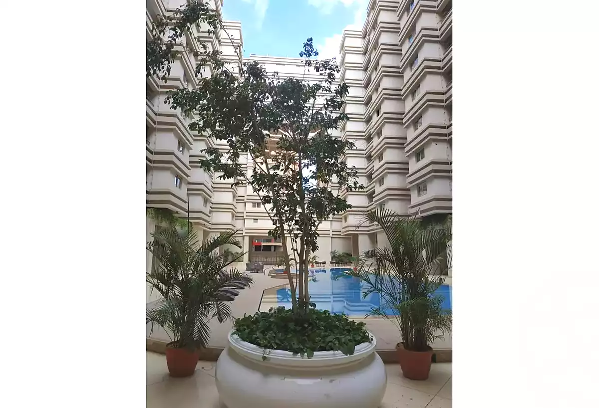 https://aqarmap.com.eg/ar/listing/6706995-for-rent-cairo-mokattam-el-hadabah-el-wosta-compounds-kmbwnd-dy-fyw-m-mr-lmrshdy