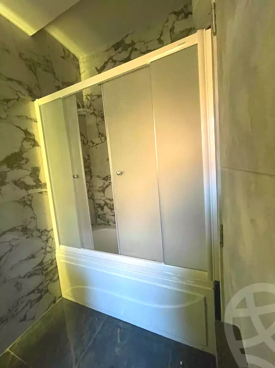 https://aqarmap.com.eg/ar/listing/6707051-for-sale-cairo-el-sheikh-zayed-city-compounds-beverly-hills