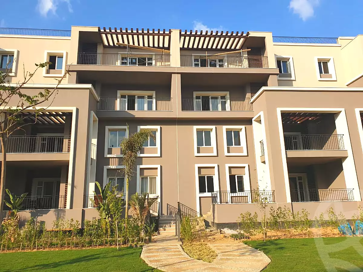 https://aqarmap.com.eg/ar/listing/6707440-for-sale-cairo-6th-of-october-compounds-october-plaza