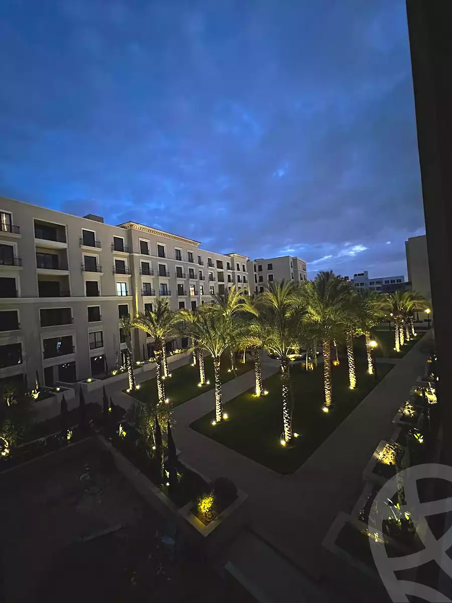 https://aqarmap.com.eg/ar/listing/6707436-for-sale-cairo-el-sheikh-zayed-city-compounds-kmbwnd-fyldj-wyst-dr-llttwyr