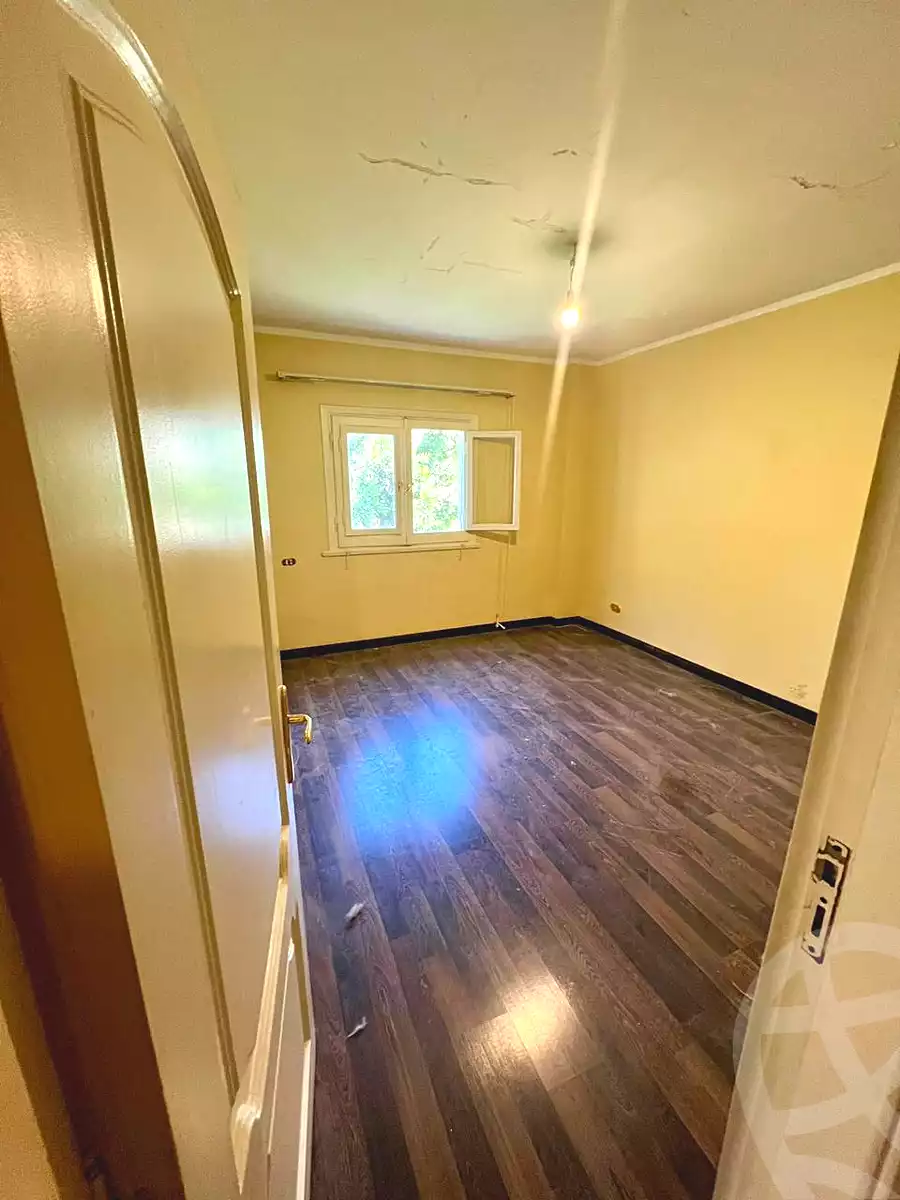 https://aqarmap.com.eg/ar/listing/6707864-for-sale-cairo-6th-of-october-el-ahyaa-neighborhood-5th-street-11