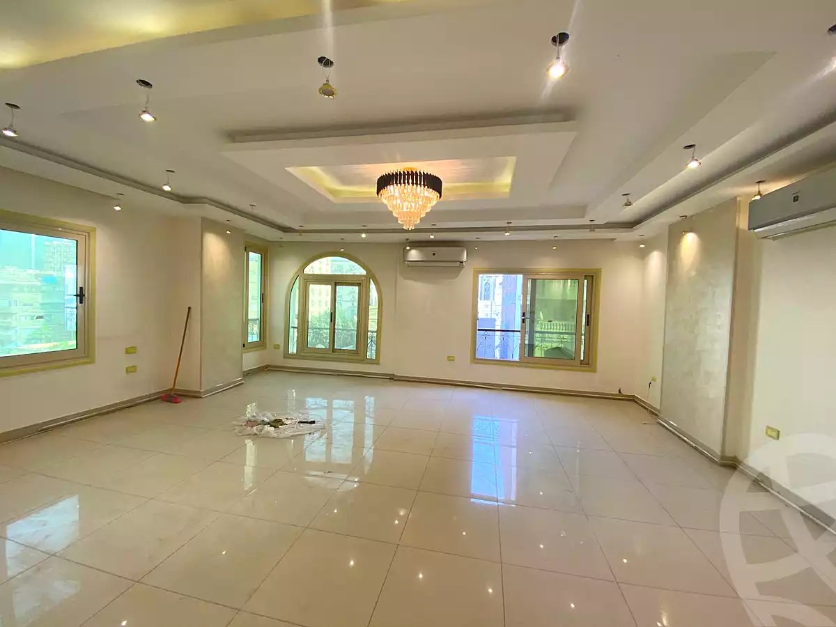https://aqarmap.com.eg/en/listing/6708062-for-rent-cairo-el-mohandesen-abd-el-moneam-riad-st