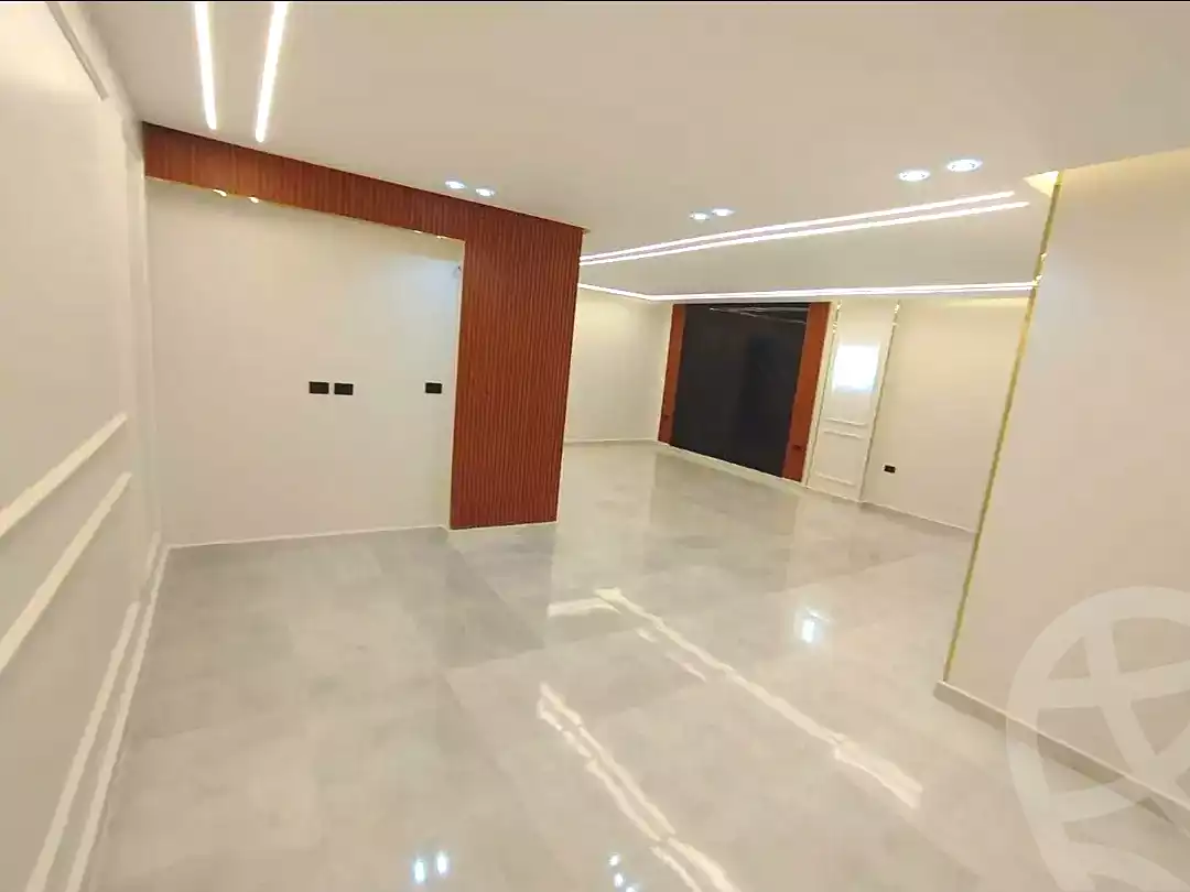 https://aqarmap.com.eg/ar/listing/6708387-for-sale-cairo-nozha-2-el-khamseen-st