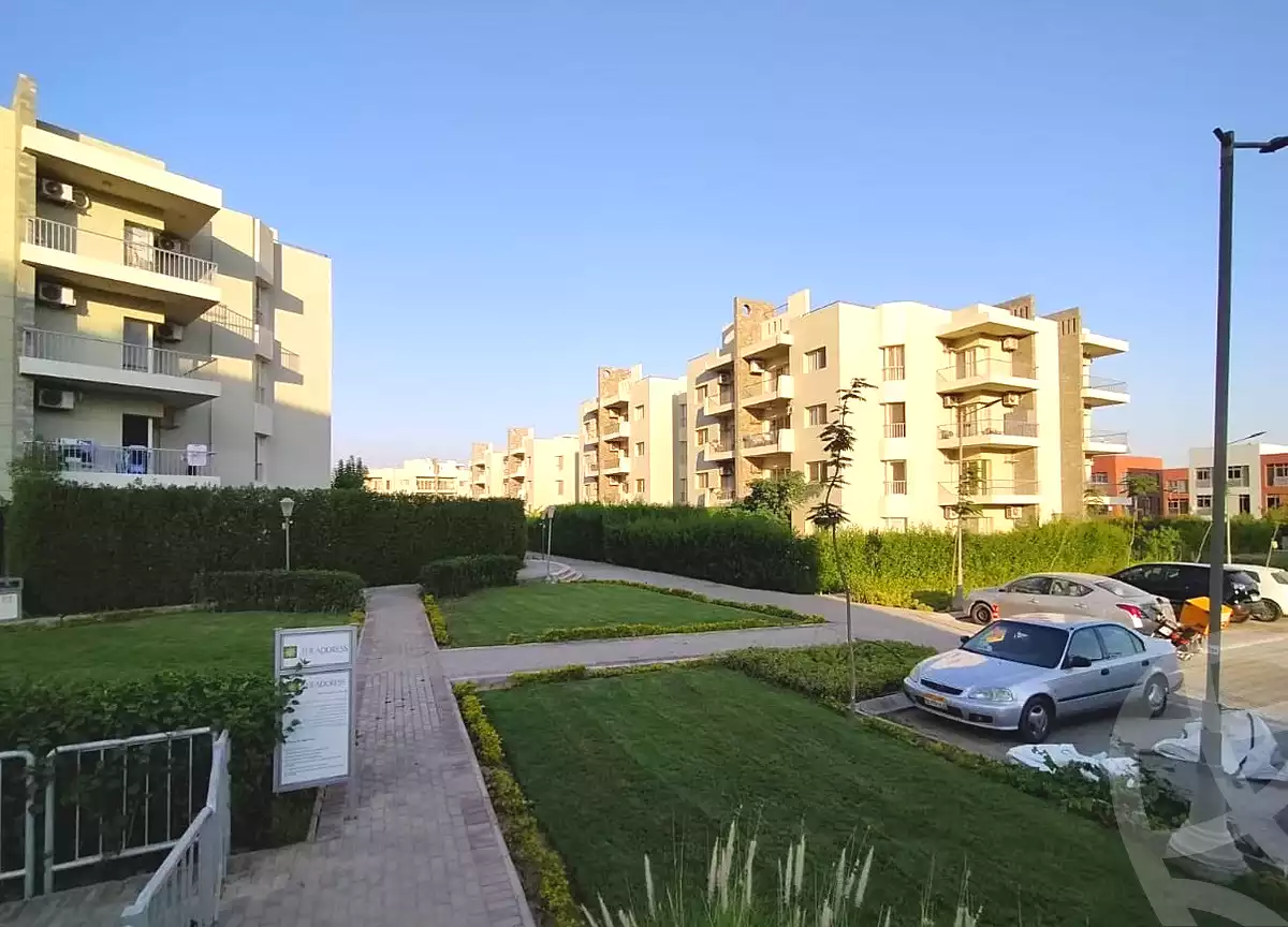 https://aqarmap.com.eg/ar/listing/6708466-for-sale-cairo-el-sheikh-zayed-city-compounds-dh-drys