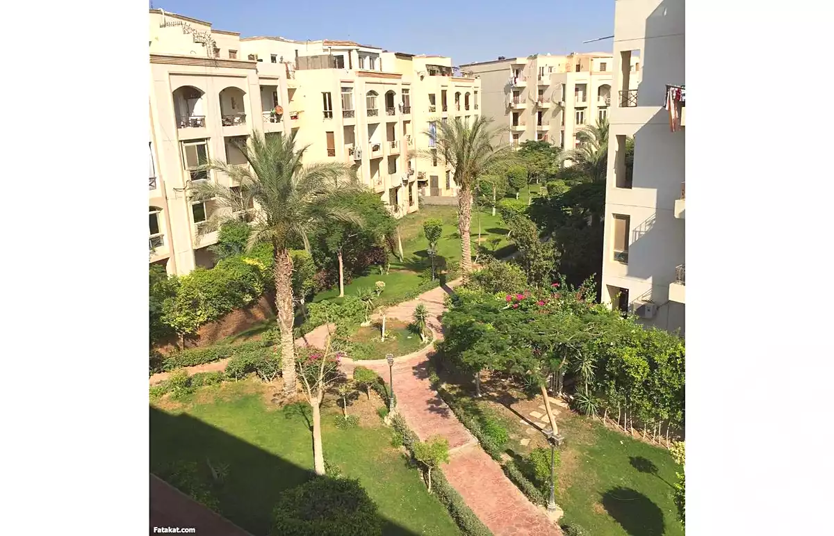 https://aqarmap.com.eg/ar/listing/6708489-for-sale-cairo-el-sheikh-zayed-city-compounds-hadayek-el-mohandiseen