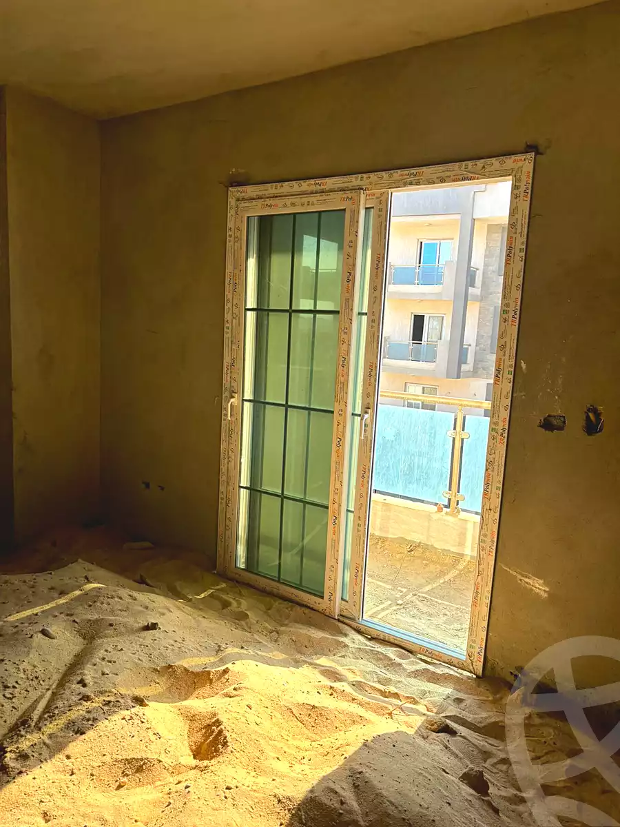 https://aqarmap.com.eg/ar/listing/6708366-for-sale-cairo-new-administrative-capital-r7-el-zohour-compound