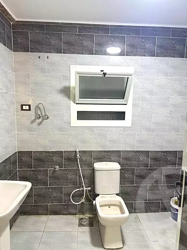 https://aqarmap.com.eg/ar/listing/6708512-for-sale-alexandria-l-jmy-el-hanouvel-kasr-al-quiri-st-1