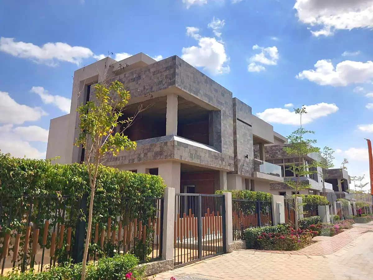 https://aqarmap.com.eg/en/listing/6708718-for-sale-cairo-6th-of-october-hadaeq-october-kmbwnd-fy-hdyq-ktwbr-sun-capital