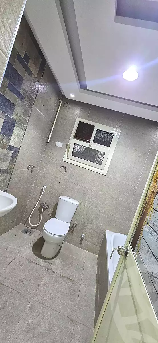 https://aqarmap.com.eg/en/listing/6708789-for-rent-cairo-helwan-ahmed-enci-st