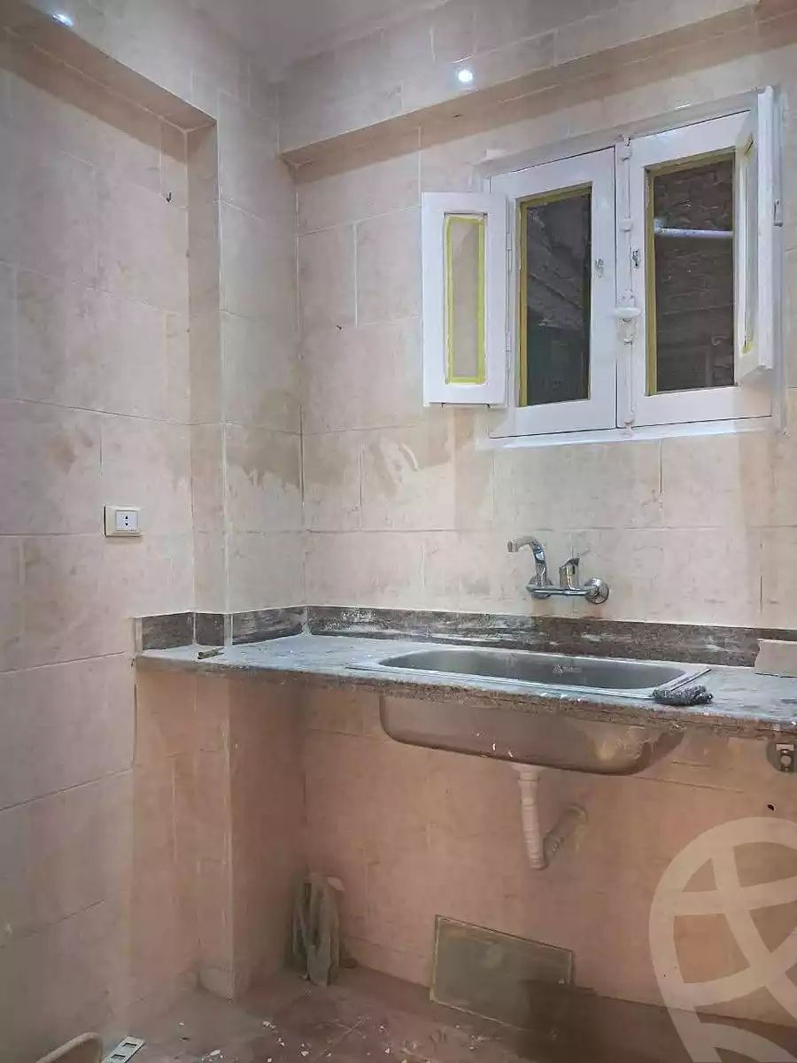 https://aqarmap.com.eg/ar/listing/6708826-for-sale-alexandria-l-jmy-el-hanouvel-el-kholafaa-el-rashdeen-st