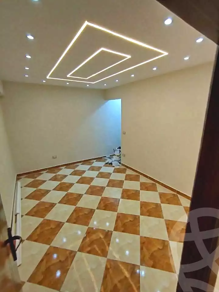 https://aqarmap.com.eg/ar/listing/6709481-for-sale-alexandria-l-jmy-lbytsh-ibrahim-othman-st