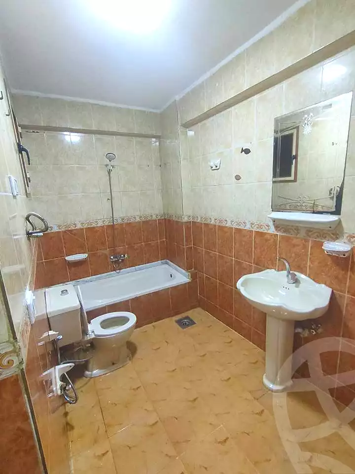 https://aqarmap.com.eg/ar/listing/6709716-for-sale-alexandria-lsywf-el-falki