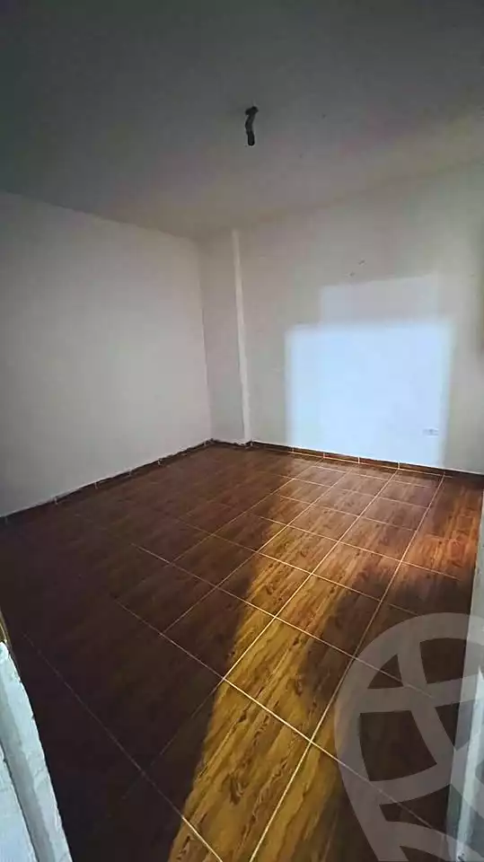 https://aqarmap.com.eg/ar/listing/6709773-for-sale-alexandria-sydy-bshr-sydy-bshr-bhry-gamal-abd-el-nasir-st