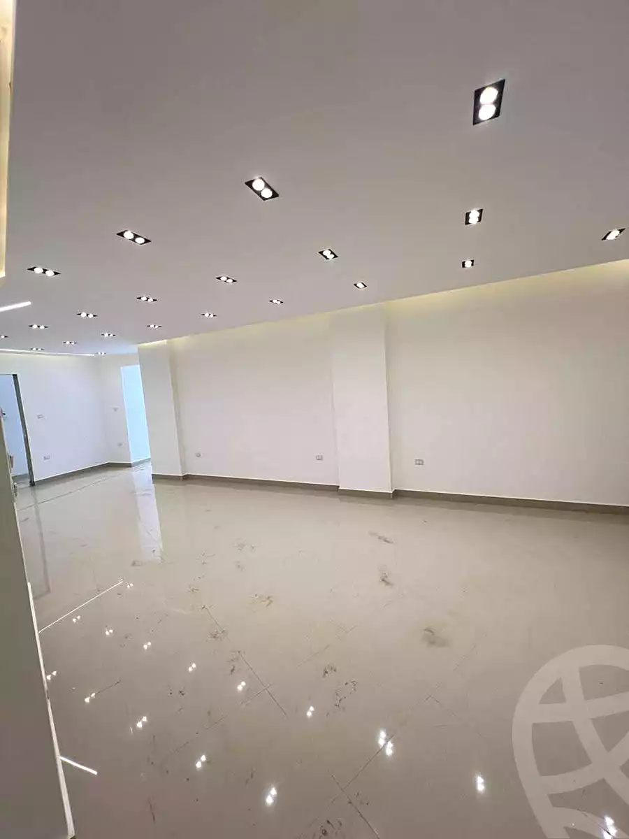 https://aqarmap.com.eg/ar/listing/6710100-for-sale-cairo-ain-shams-6-october-st