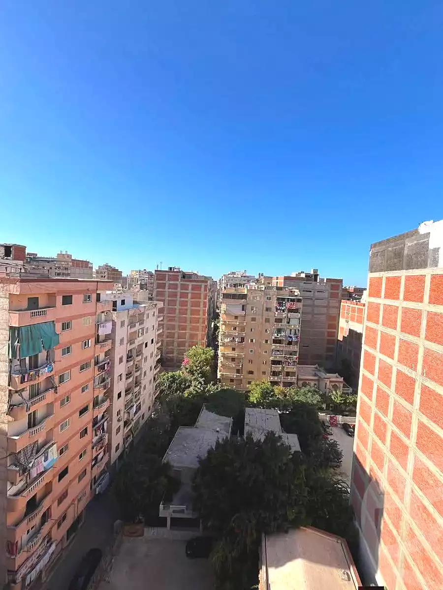 https://aqarmap.com.eg/ar/listing/6710108-for-sale-alexandria-l-jmy-lbytsh-bianchiii