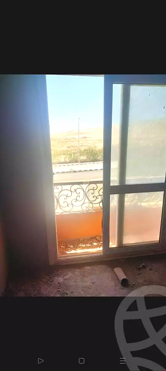 https://aqarmap.com.eg/ar/listing/6710858-for-sale-cairo-el-sheikh-zayed-city-compounds-el-khamayel
