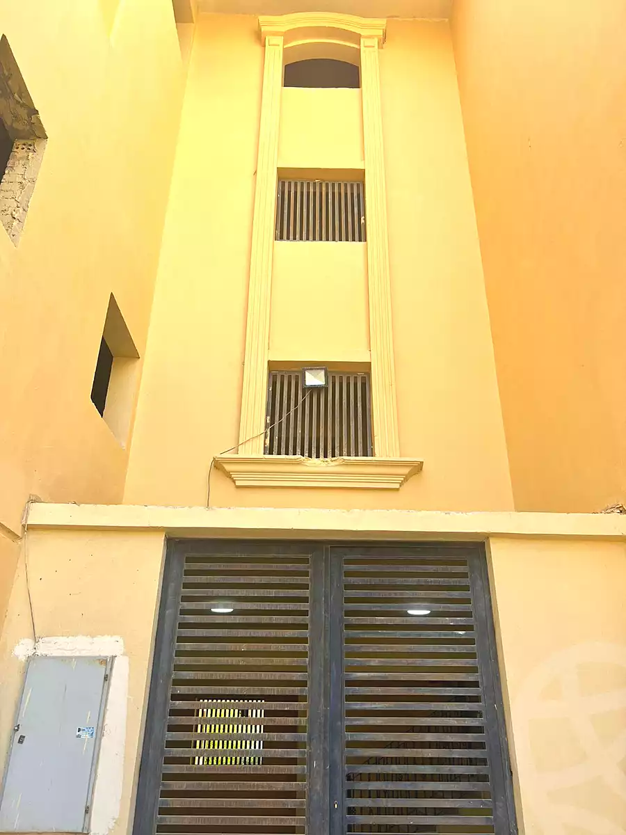https://aqarmap.com.eg/ar/listing/6710985-for-sale-cairo-el-sheikh-zayed-city-compounds-compounds-in-el-sheikh-zayed