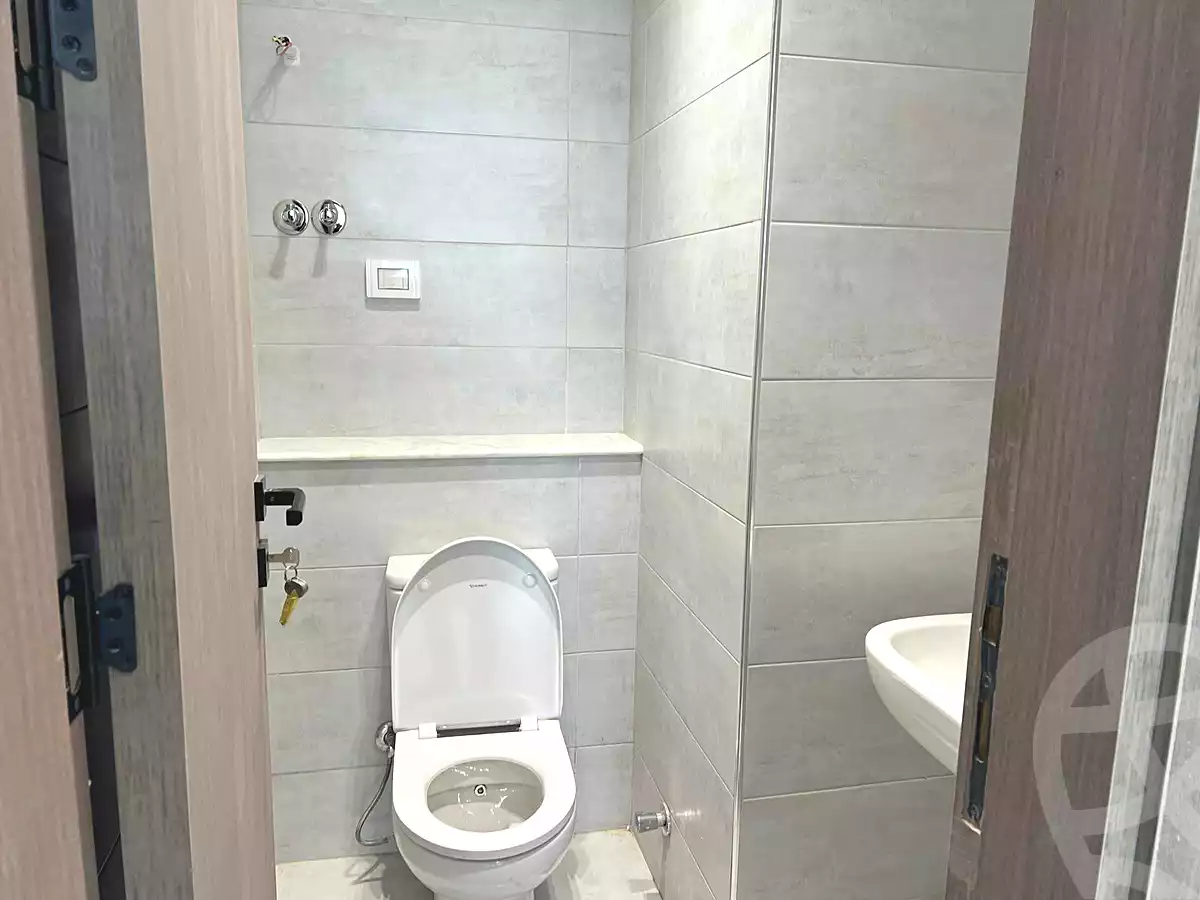 https://aqarmap.com.eg/ar/listing/6711182-for-rent-cairo-el-sheikh-zayed-city-compounds-central-avenue-mall-mabany-edris