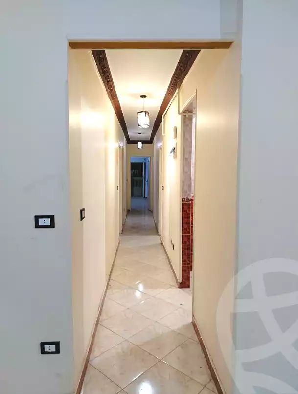 https://aqarmap.com.eg/ar/listing/6711500-for-sale-alexandria-new-miami-eskot