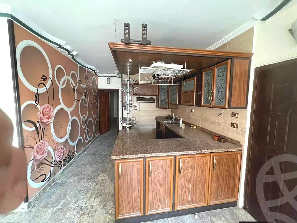 https://aqarmap.com.eg/ar/listing/6712574-for-sale-alexandria-l-jmy-lbytsh-bianchiii-el-arbaeen-st