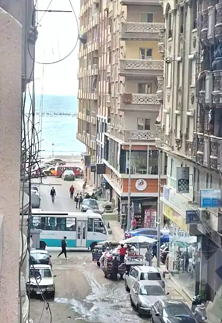https://aqarmap.com.eg/ar/listing/6712942-for-sale-alexandria-sydy-bshr-sydy-bshr-bhry-street-16
