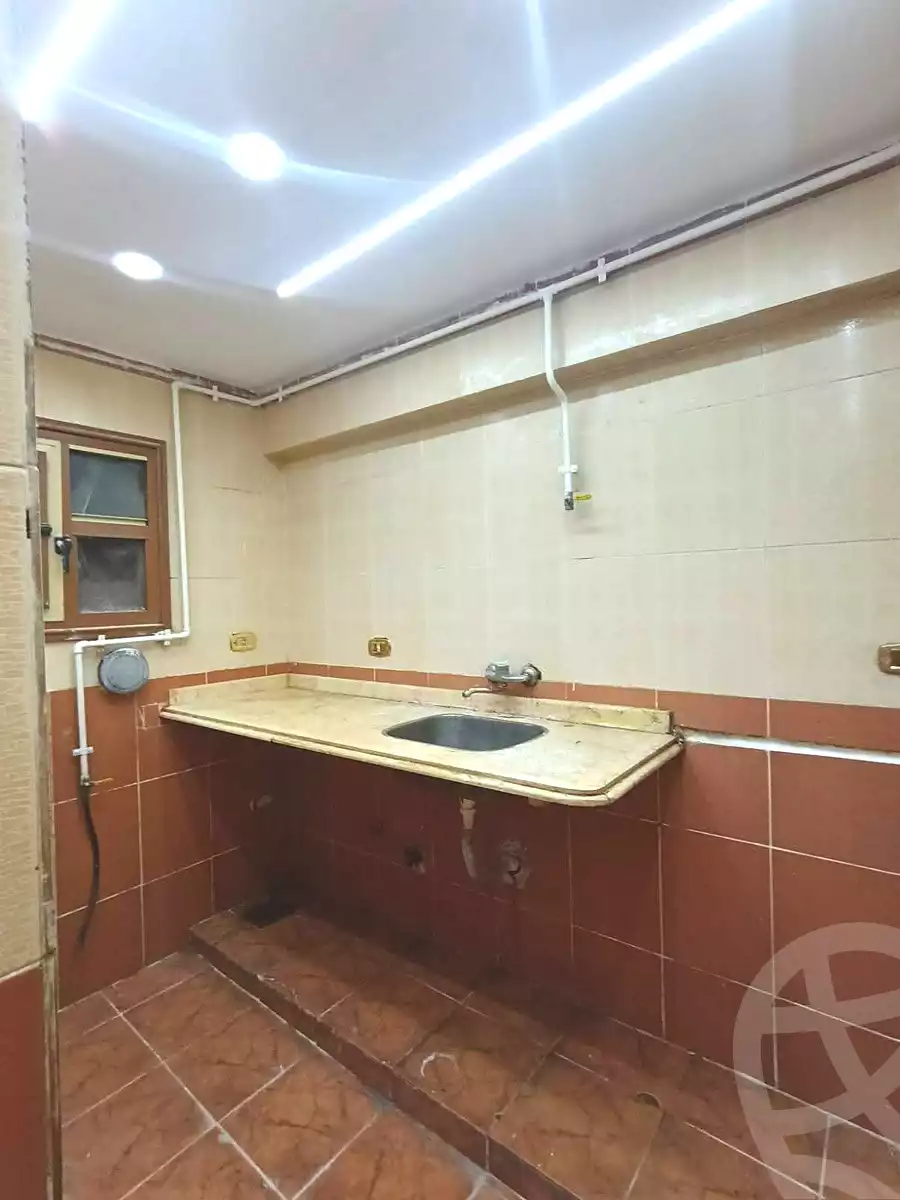 https://aqarmap.com.eg/ar/listing/6713436-for-sale-alexandria-lsywf-el-falki-street-16-el-eslah
