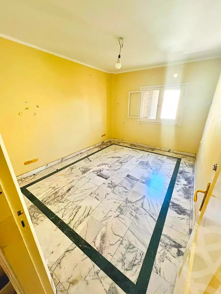https://aqarmap.com.eg/ar/listing/6713710-for-sale-cairo-6th-of-october-el-ahyaa-neighborhood-5th-street-19