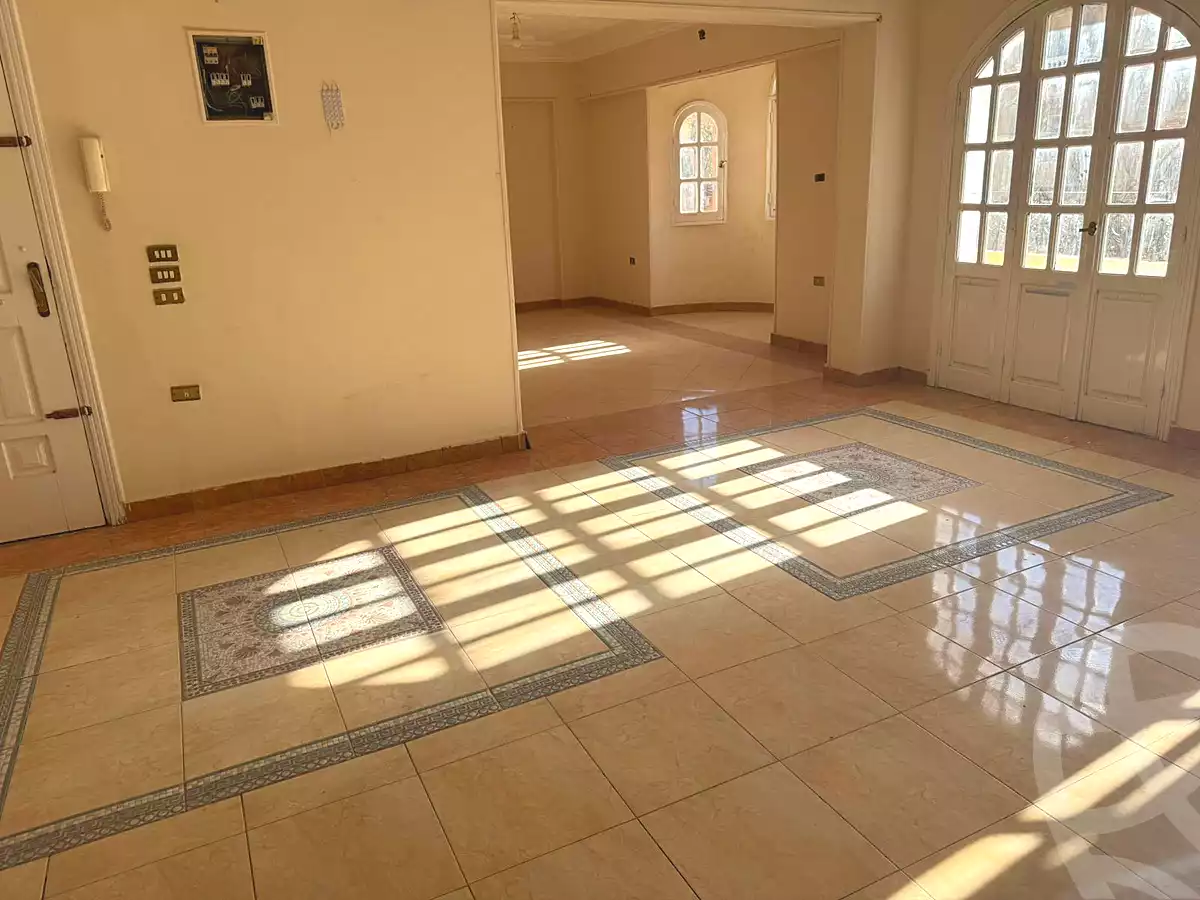 https://aqarmap.com.eg/ar/listing/6714718-for-rent-cairo-6th-of-october-el-ahyaa-neighborhood-3rd