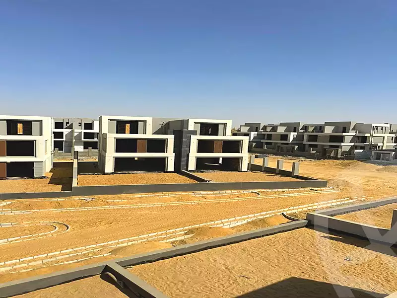 https://aqarmap.com.eg/ar/listing/6714869-for-sale-cairo-new-cairo-compounds-el-patio-town-compound-la-vista
