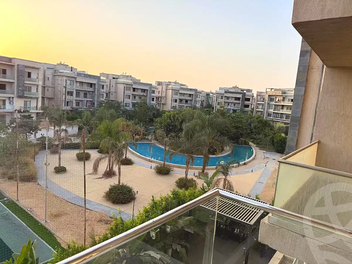 https://aqarmap.com.eg/ar/listing/6715757-for-sale-cairo-new-cairo-compounds-galleria-moon-valley-compound-arabia