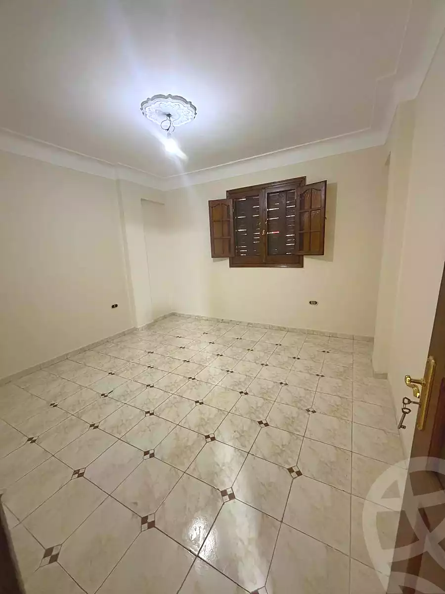 https://aqarmap.com.eg/ar/listing/6715897-for-sale-alexandria-lsywf-el-falki