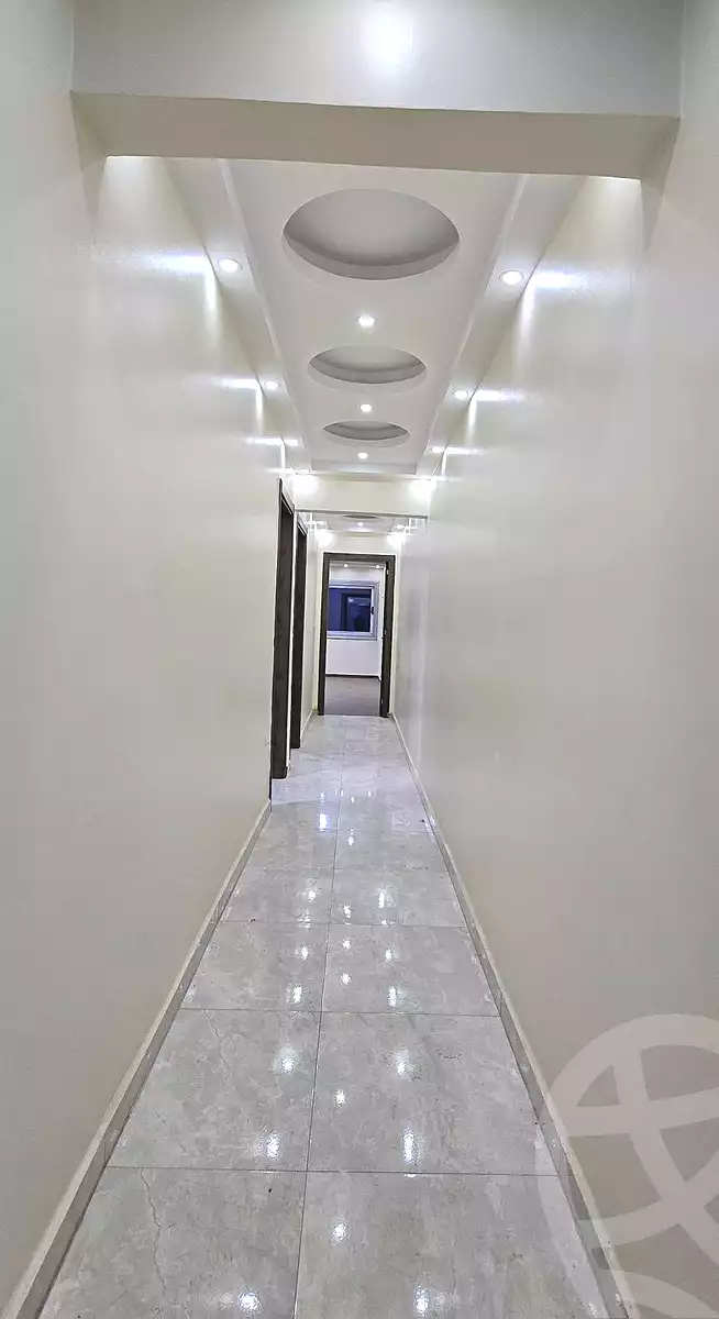 https://aqarmap.com.eg/ar/listing/6715930-for-rent-cairo-helwan-ahmed-enci-st