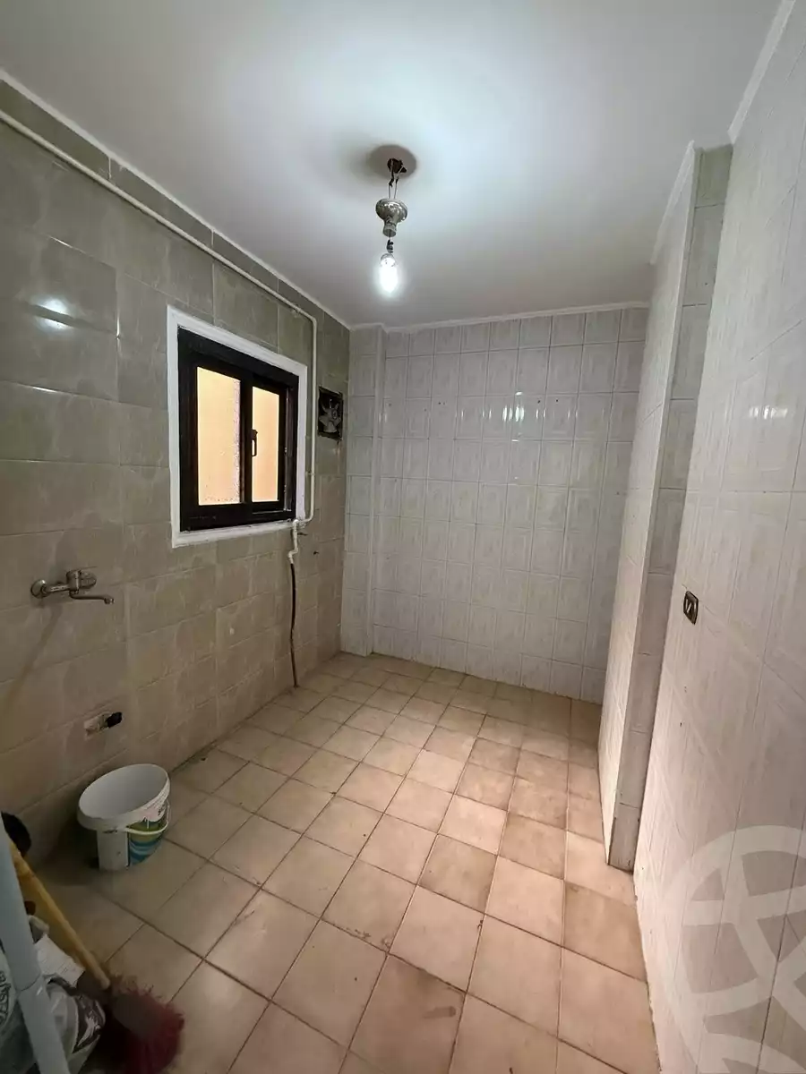 https://aqarmap.com.eg/en/listing/6716043-for-sale-alexandria-el-asafra-ahmed-tiesser-st