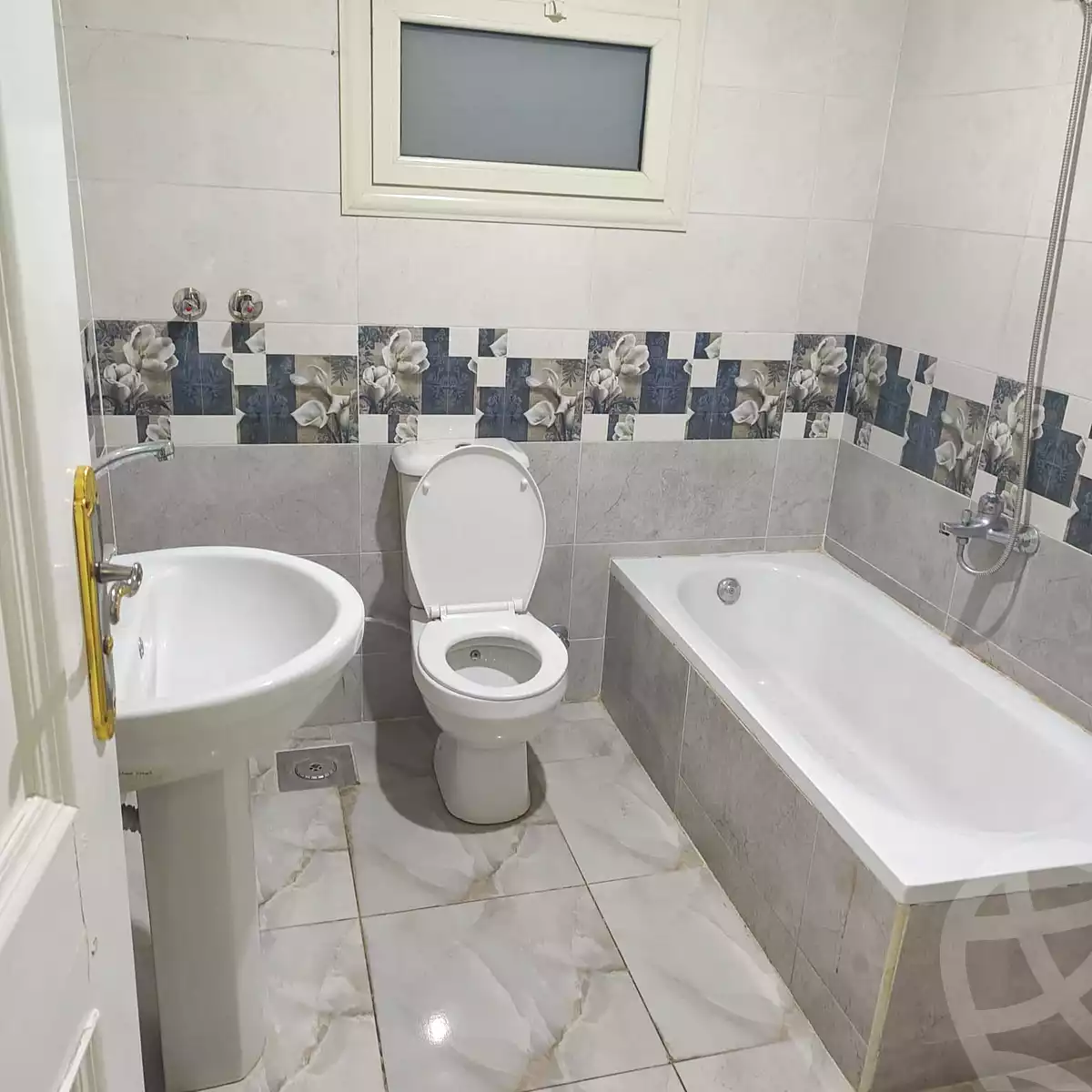 https://aqarmap.com.eg/en/listing/6716752-for-rent-cairo-ain-shams-alf-maskn
