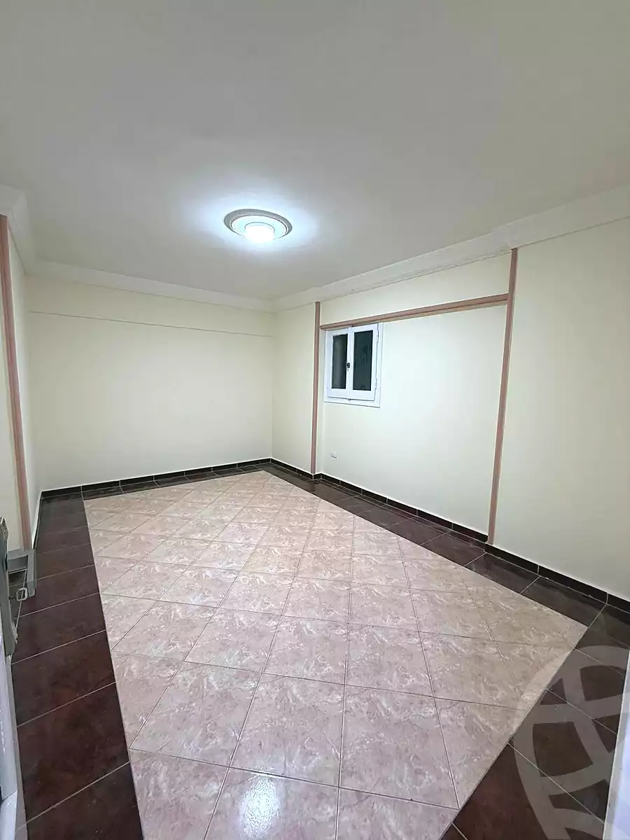 https://aqarmap.com.eg/ar/listing/6717321-for-sale-alexandria-miami-shr-jml-bd-lnsr