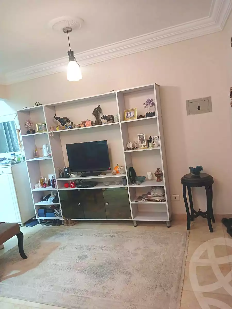 https://aqarmap.com.eg/ar/listing/6717873-for-sale-cairo-ain-shams-ain-shams-el-sharkia-el-eshrein-stt