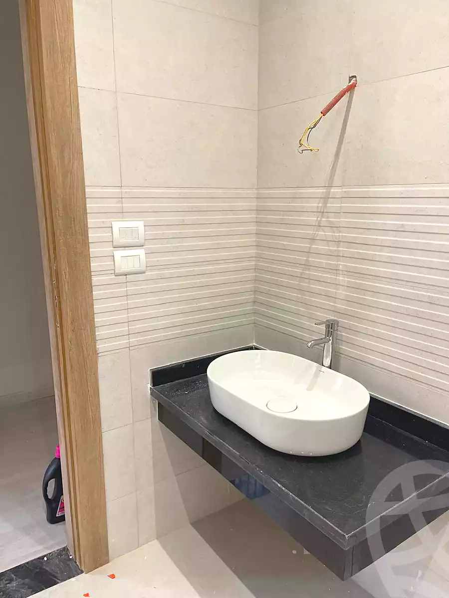 https://aqarmap.com.eg/ar/listing/6718653-for-sale-cairo-new-cairo-ganob-el-akadamiya-south-academy-z