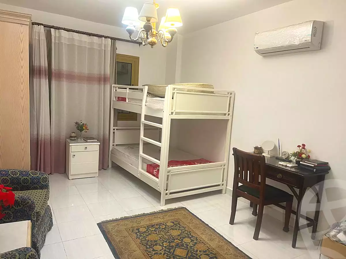 https://aqarmap.com.eg/ar/listing/6719209-for-rent-cairo-new-cairo-lrhb-city-phase-8