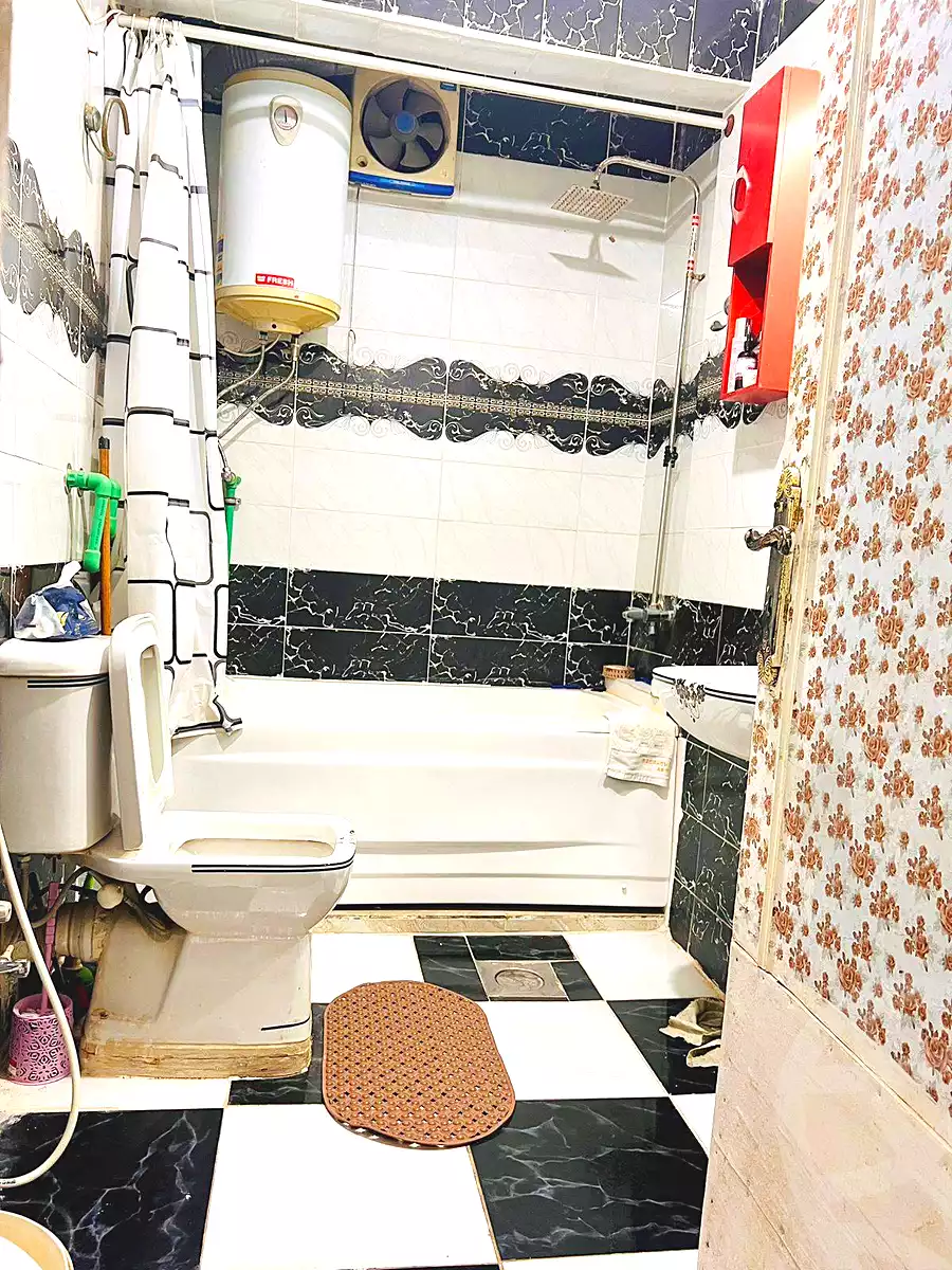 https://aqarmap.com.eg/ar/listing/6720479-for-rent-cairo-ain-shams-ahmed-esmat-st