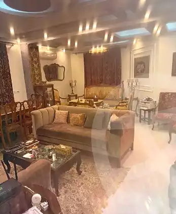 https://aqarmap.com.eg/en/listing/6720830-for-sale-cairo-el-shorouk-lhy-lwl-grb