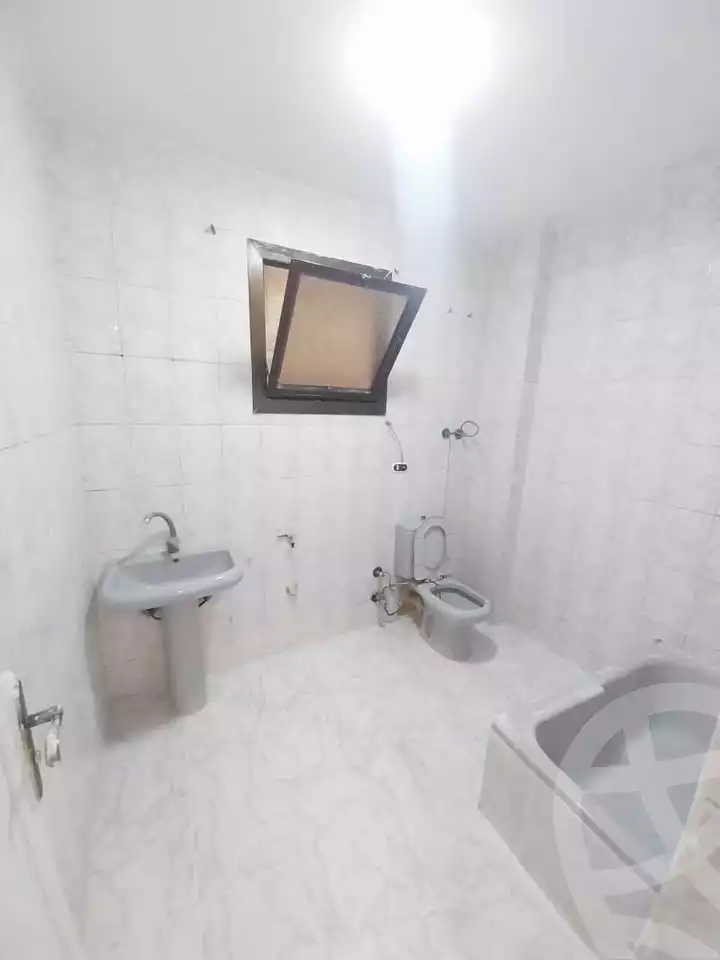 https://aqarmap.com.eg/en/listing/6721221-for-sale-alexandria-l-jmy-shataa-el-nakheel