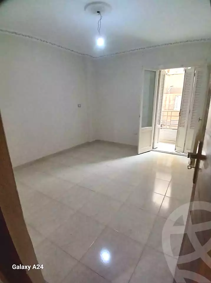 https://aqarmap.com.eg/ar/listing/6721748-for-sale-alexandria-el-asafra-l-sfr-bhry