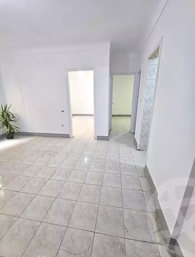 https://aqarmap.com.eg/ar/listing/6722841-for-sale-alexandria-sydy-bshr-sydy-bshr-bhry-amr-el-nogomy-st
