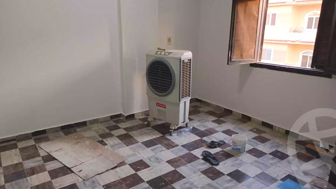 https://aqarmap.com.eg/ar/listing/6722888-for-sale-cairo-6th-of-october-el-ahyaa-neighborhood-2nd-divided-from-al-kafrawei-st