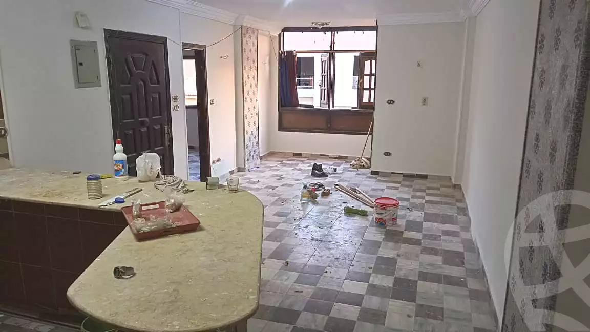 https://aqarmap.com.eg/ar/listing/6722888-for-sale-cairo-6th-of-october-el-ahyaa-neighborhood-2nd-divided-from-al-kafrawei-st